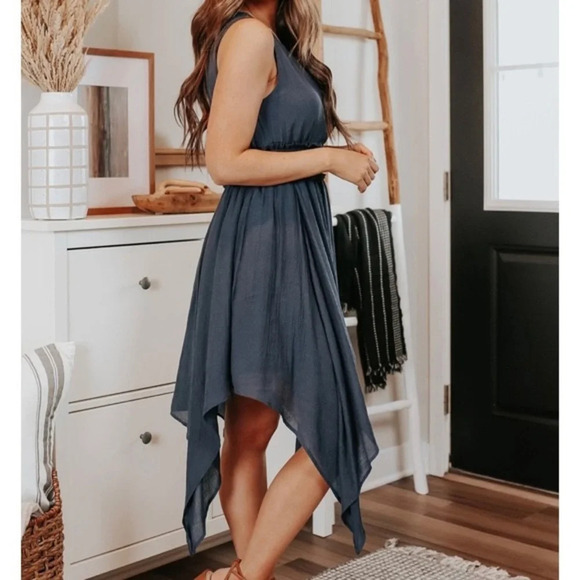 Magnolia Boutique Navy Blue Shark Bite Dress Size Large - Picture 1 of 12